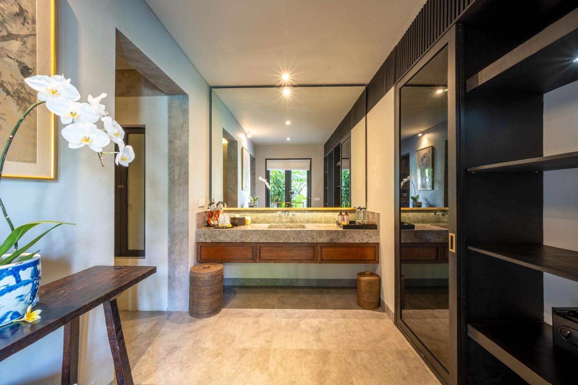 Villa De Suma - Fully Staffed Luxury Villa, Walk To The Beach! スミニャック エクステリア 写真